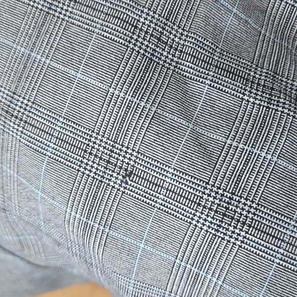 Men's Lululemon Shorts - Picture 6 of 6